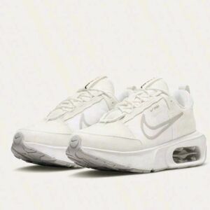 NIKE Air Max women's casual sneakers, off-white, size 9.